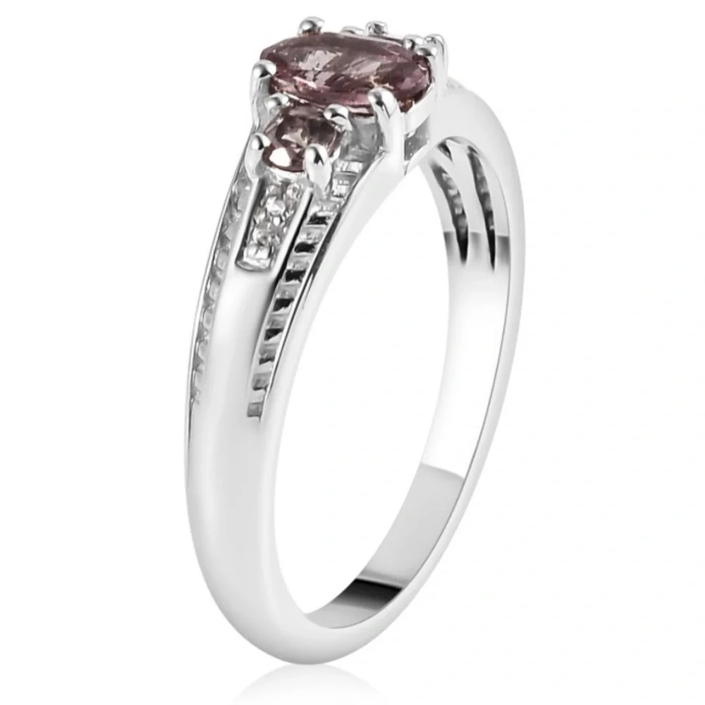 NWT Color Change Garnet & White Zircon Ring in .925 Sterling Silver - Picture 3 of 11